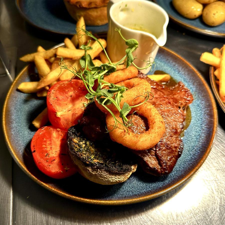 Hotel The Nest & Restaurant Petersfield